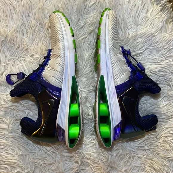 Nike shoes. - Picture 3 of 4